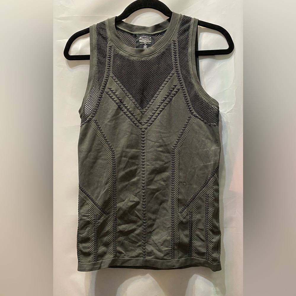 Athleta Oxygen Sleeveless Army Green Tank Top Size M